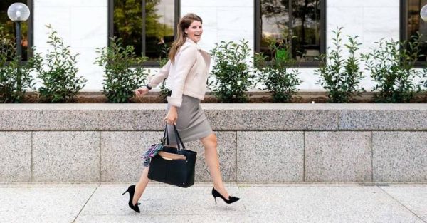 6 Tips for Wearing a Casual Dress at Work