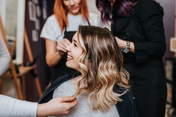 Top 4 Tips From A Hair Salon Colorado Springs For Choosing A Fabulous Style