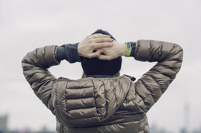 how to wash a puffy jacket