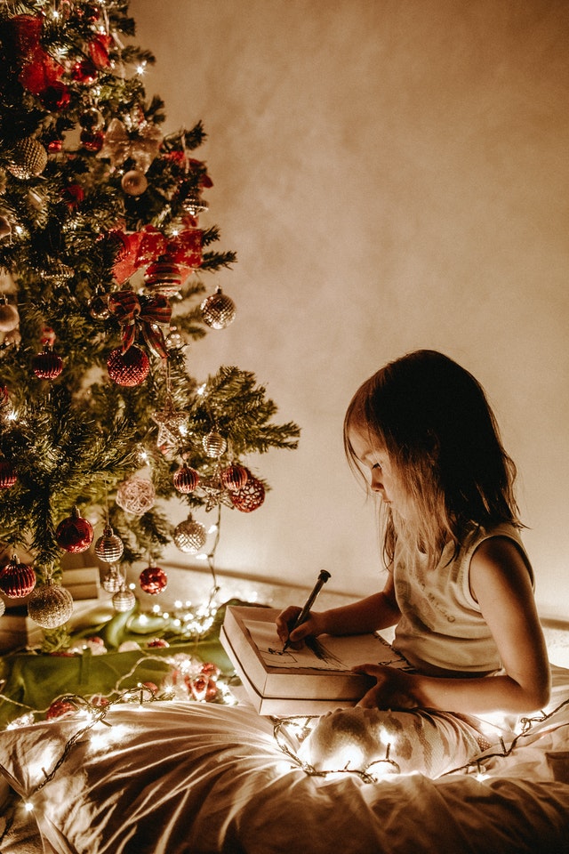 Cute Christmas Traditions to Start With Your Family