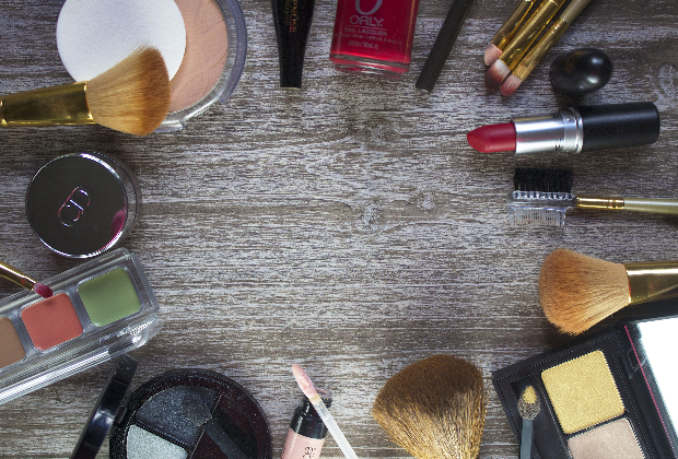 How to Establish a Cosmetic Business: What Are the Main Pillars of It?