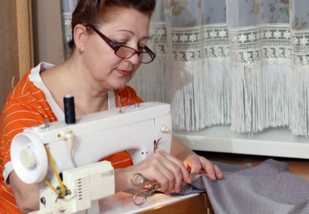 Tips for Sewing Your Own Fashion Trends in 2023