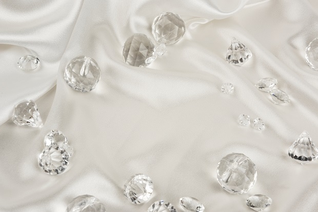 The Environmental Advantages of Cultivated Diamonds: Contributing to the Mitigation of Our Carbon Impact