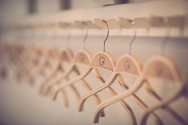 Organizing Your Closet: What to Keep, Store, and Donate Before a Big Move