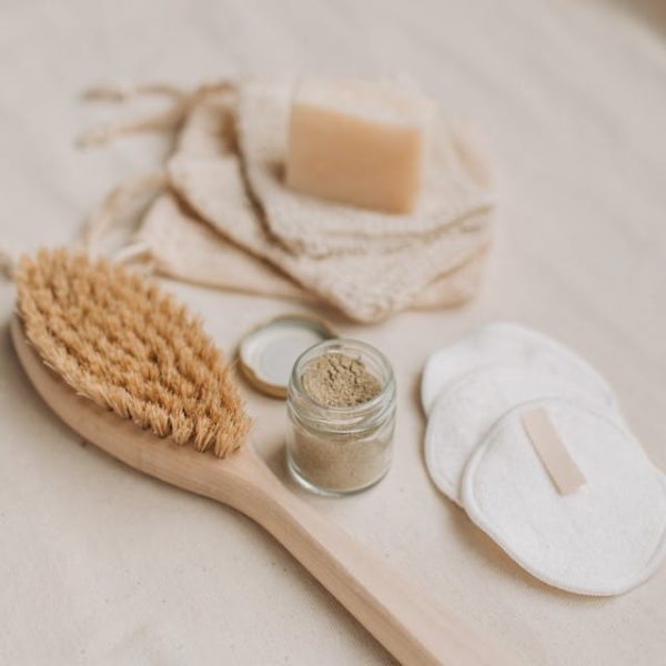 Sustainable Skincare: How to Build an Eco Friendly Routine