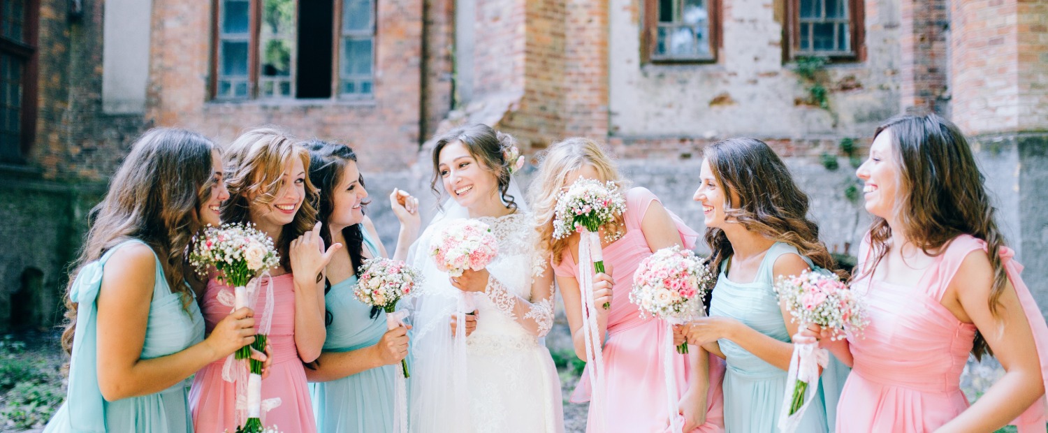 How To Plan a Stylish Look for Your Bridesmaids How To Plan a Stylish Look for Your Bridesmaids
