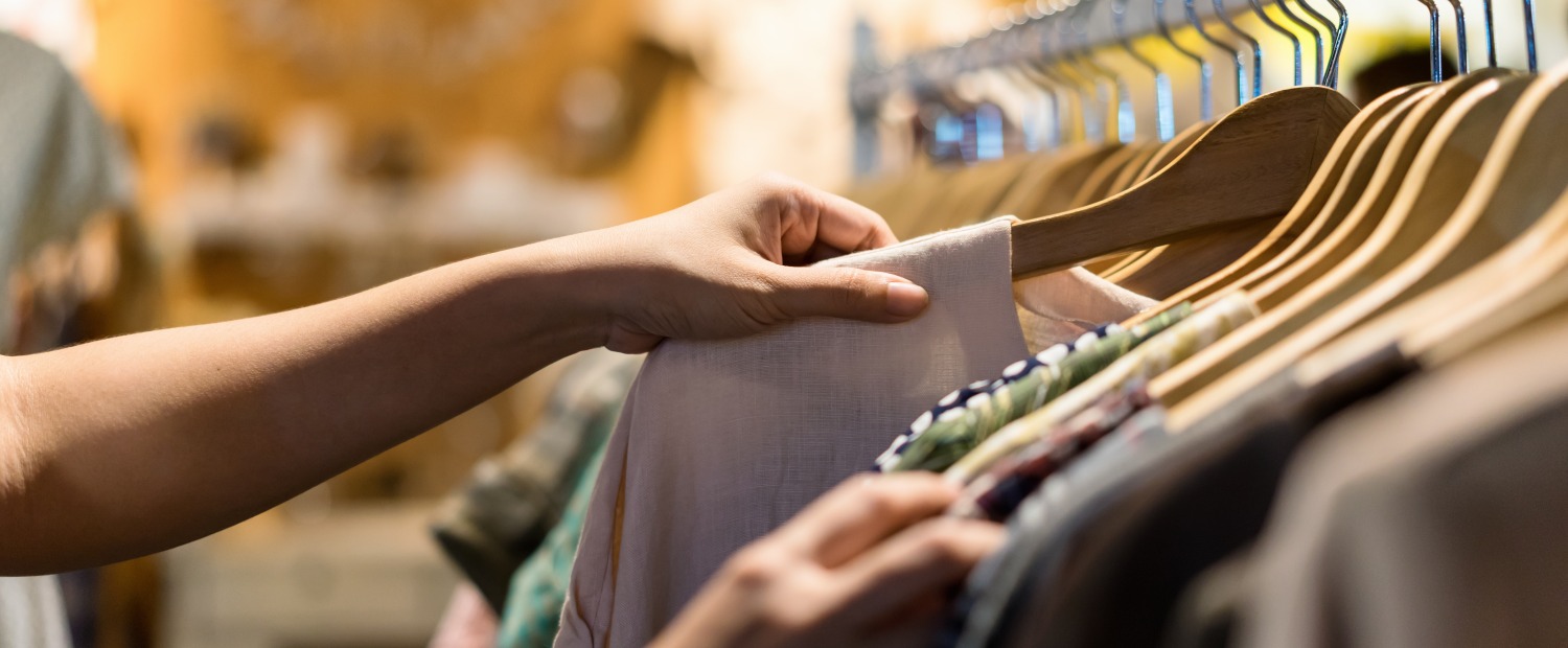 The Best Fabrics To Wear During Hot and Humid Weather The Best Fabrics To Wear During Hot and Humid Weather